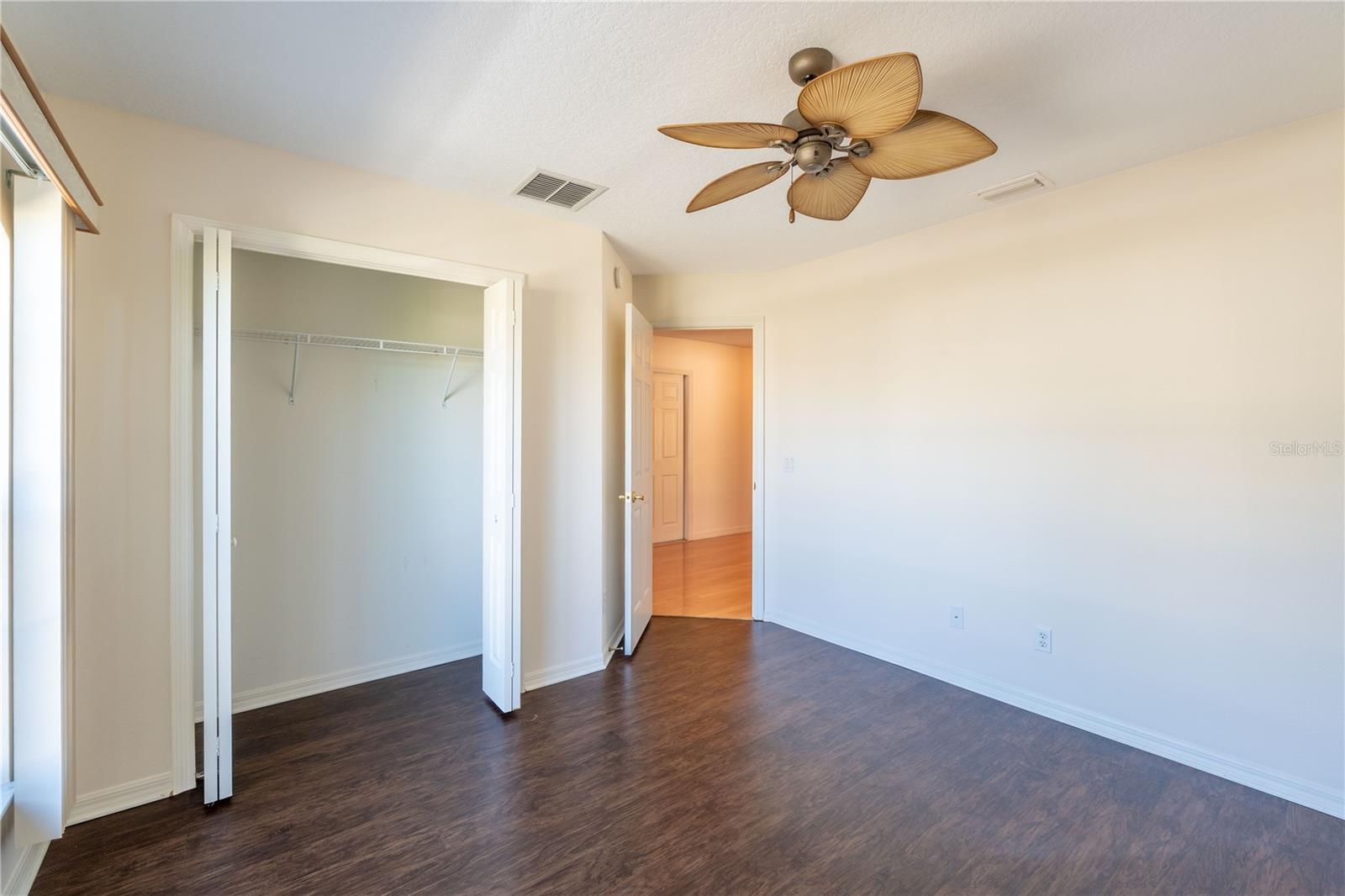 ARBOR LAKES - Residential