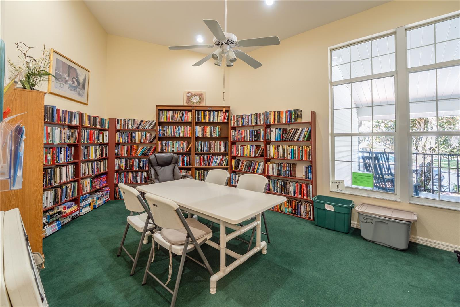 ARBOR LAKES - Residential