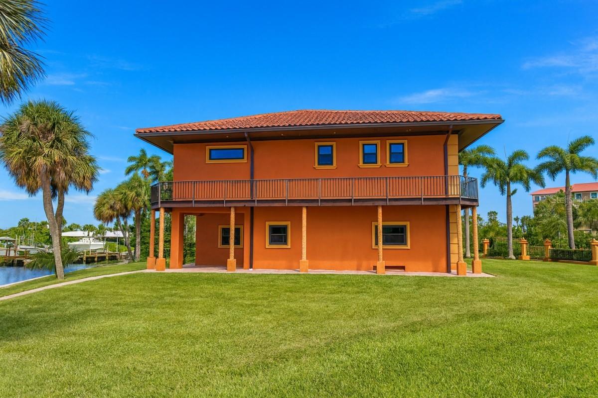 SORRENTO SHORES - Residential