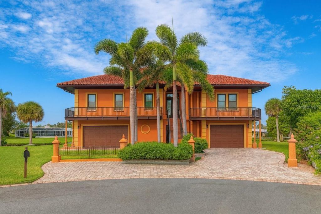 Photo of 135 Tina Island Drive, Osprey, FL 34229 (MLS # A4665474)