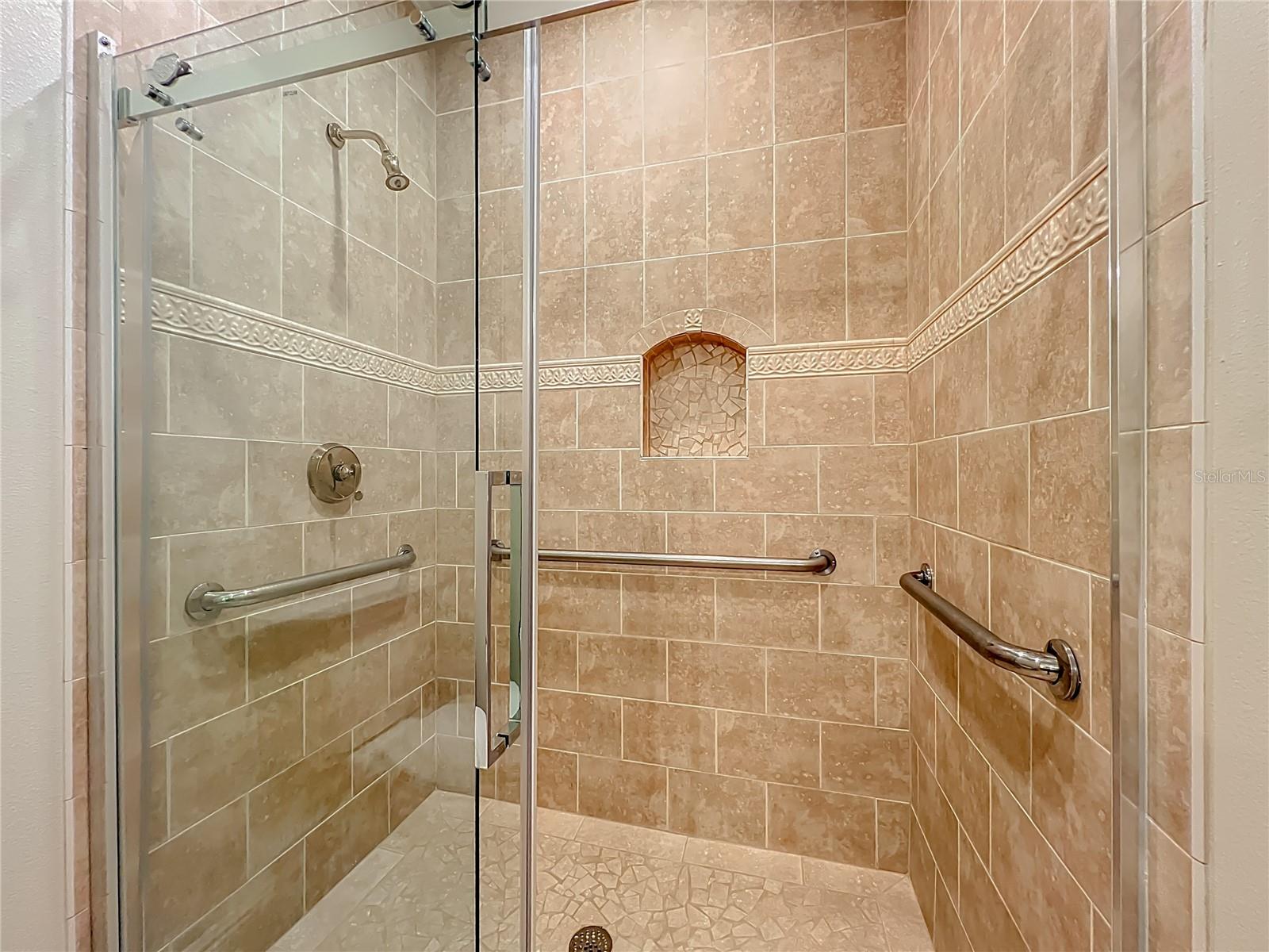 ALAQUA LAKES PH 5 - Residential