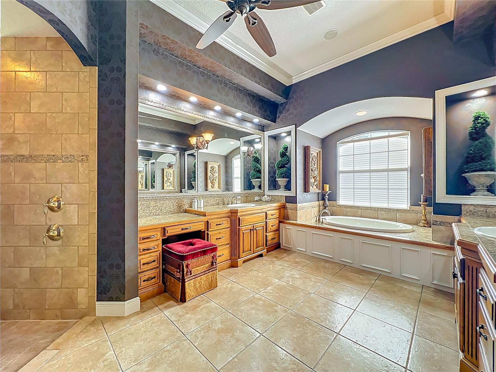 ALAQUA LAKES PH 5 - Residential