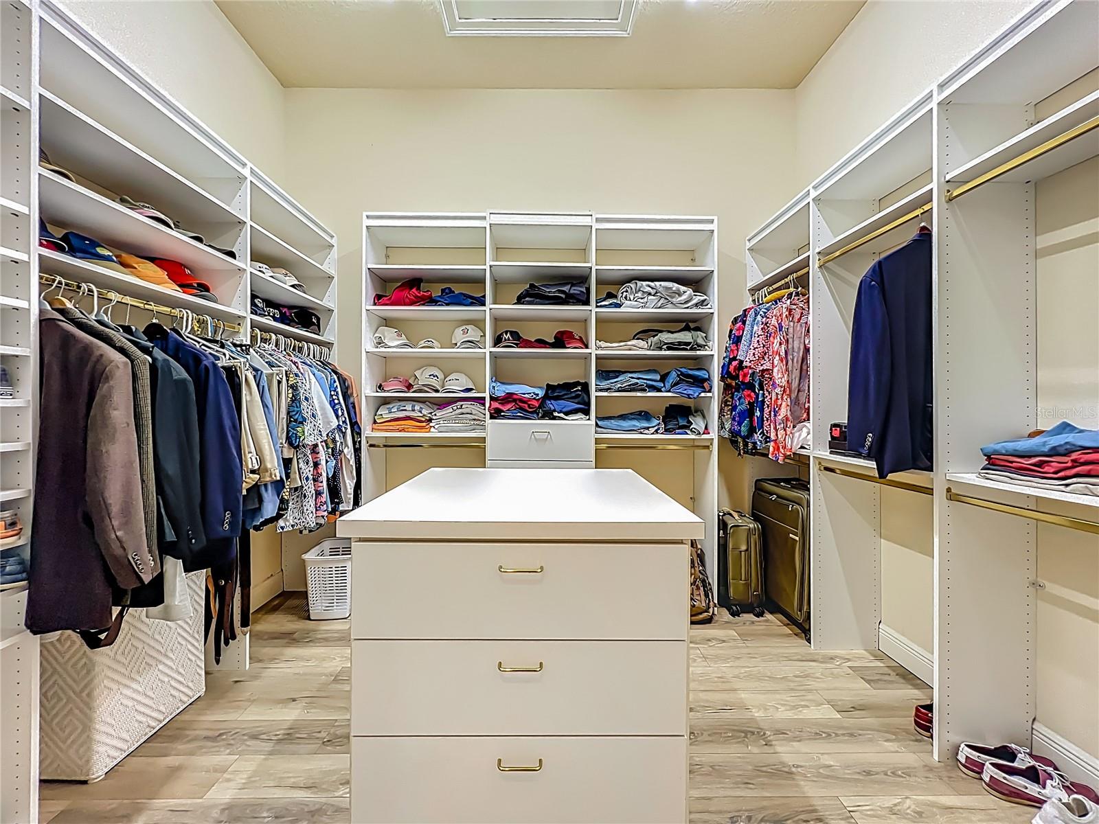 ALAQUA LAKES PH 5 - Residential