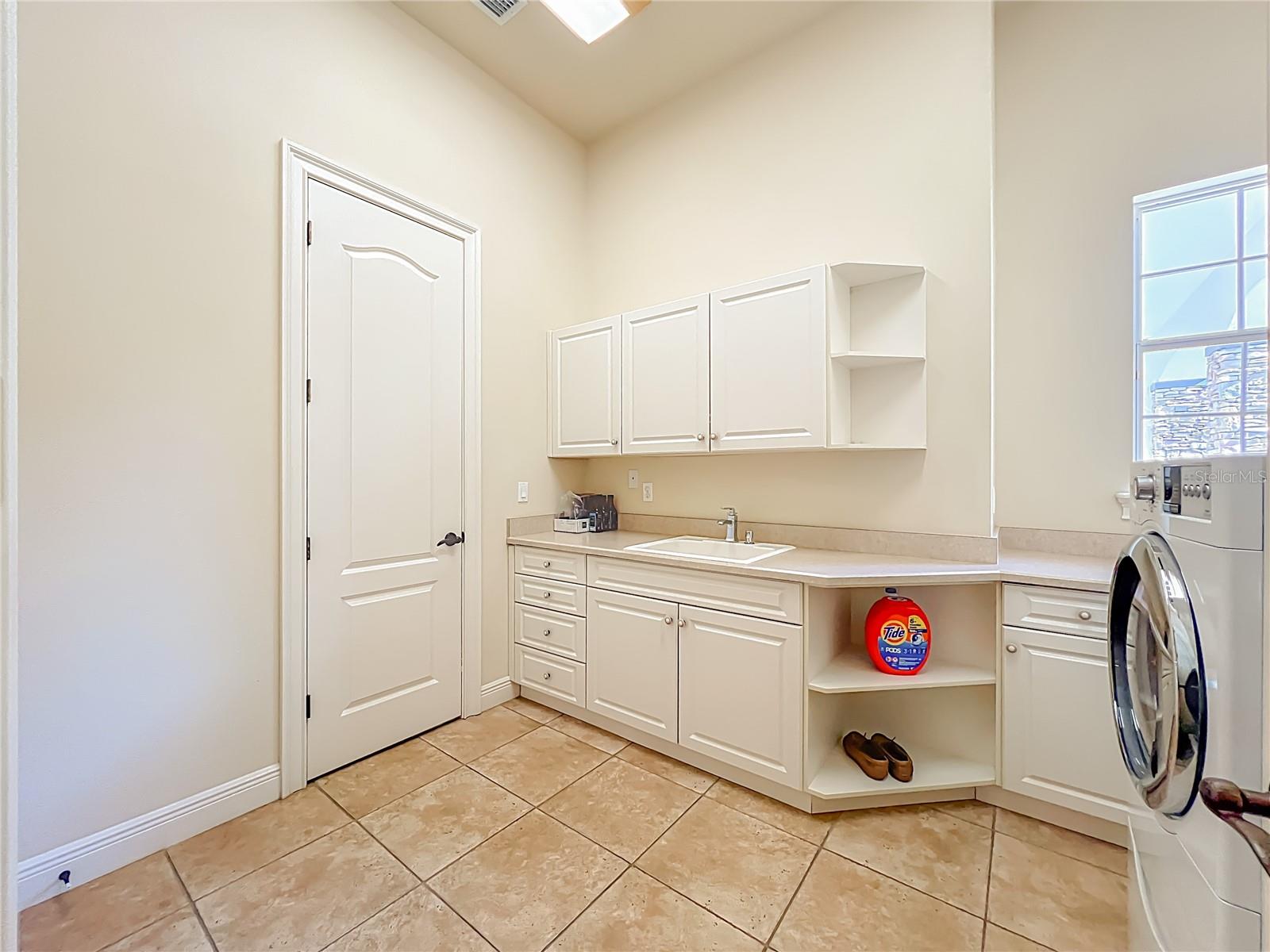 ALAQUA LAKES PH 5 - Residential