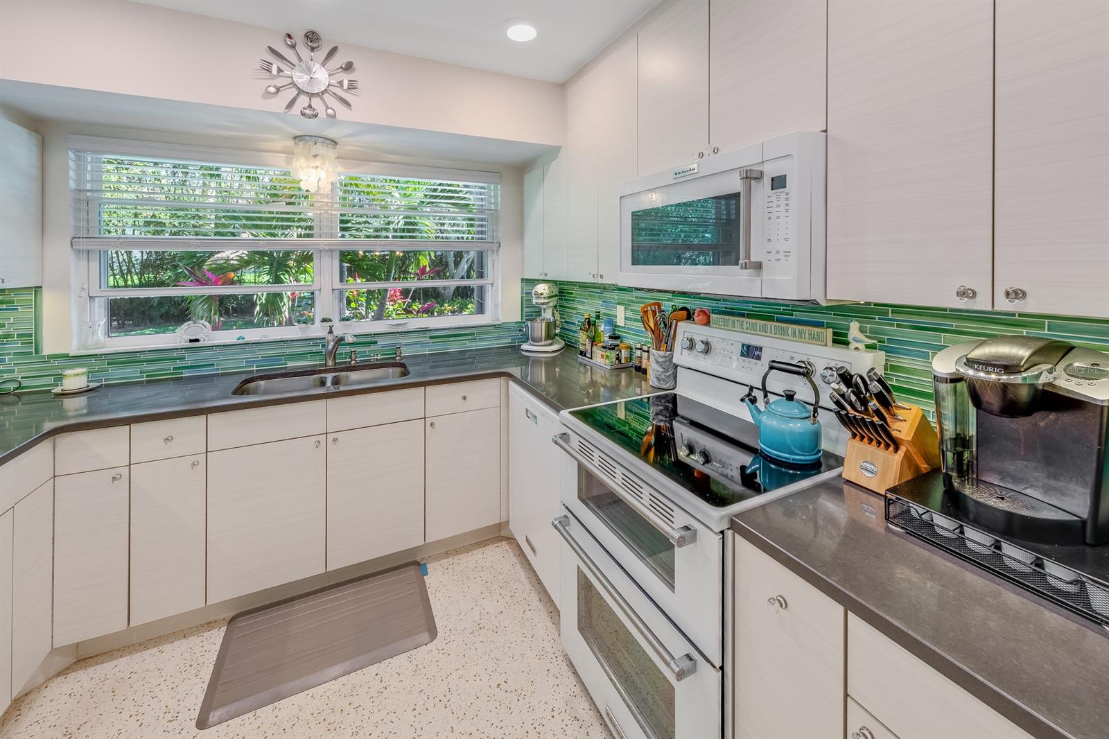 Wilbur By Sea 02 - Residential