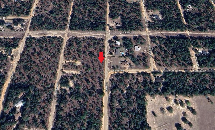 Finally something affordable. This lot in High Ridge Estates is a short walk to the quaint town of Keystone Heights. The owner is willing to finance this property for 25% down with 10% interest for a 3 year period.   Shopping, lake access, and excellent schools are just minutes away. The bike trail runs directly in front of this community which makes for a safe commute by bike or on foot. The property is .515 of an acre and is zoned single family residential. Its usage includes sight built homes as well as modular and mobile home.