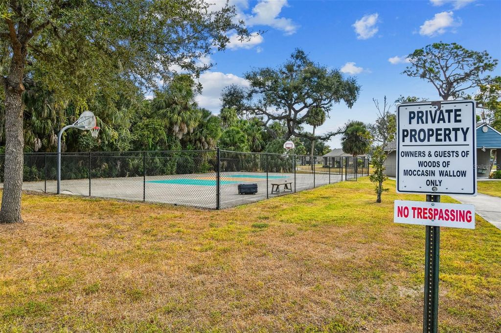 Photo of 8910 52nd Avenue E, Palmetto, FL 34221 (MLS # TB8437879)