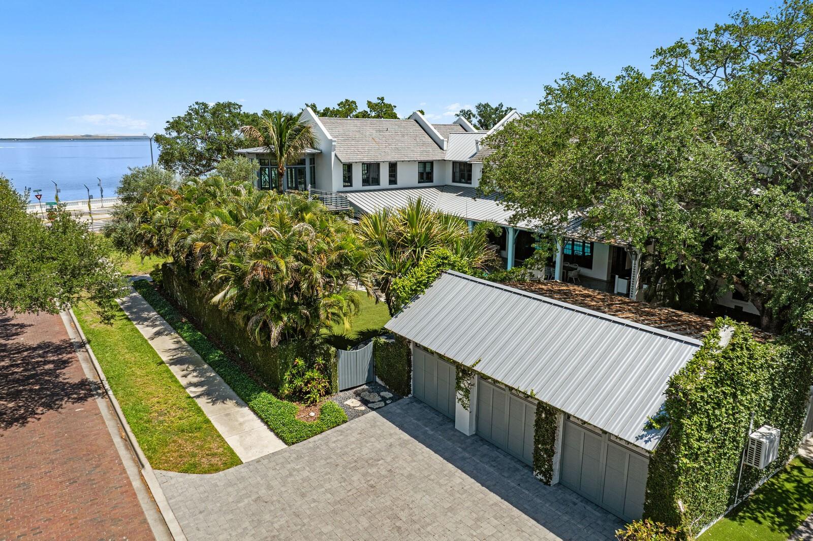 BAYSHORE BEAUTIFUL SUB - Residential