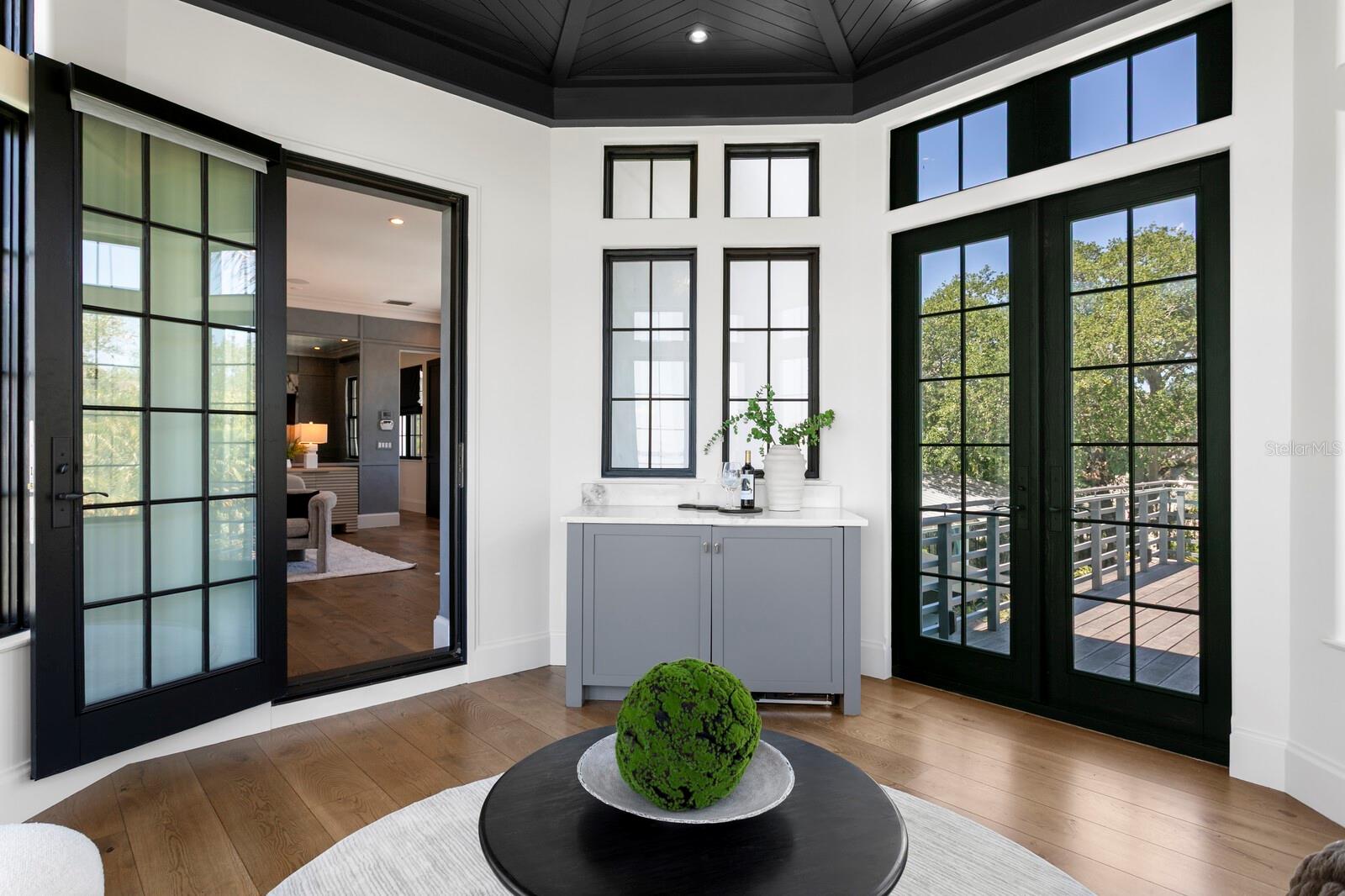 BAYSHORE BEAUTIFUL SUB - Residential