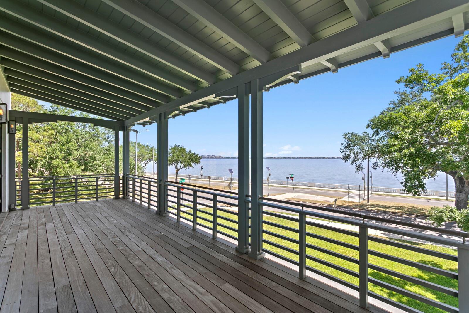 BAYSHORE BEAUTIFUL SUB - Residential