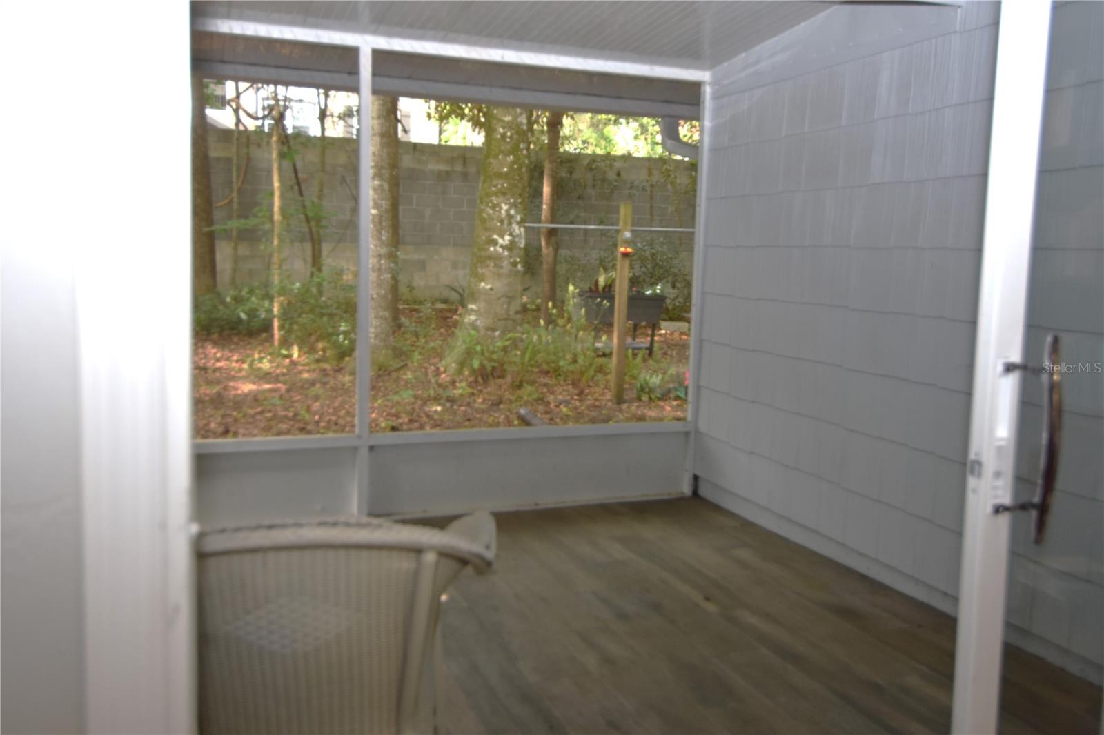 VINTAGE VIEW PH III - Residential Lease