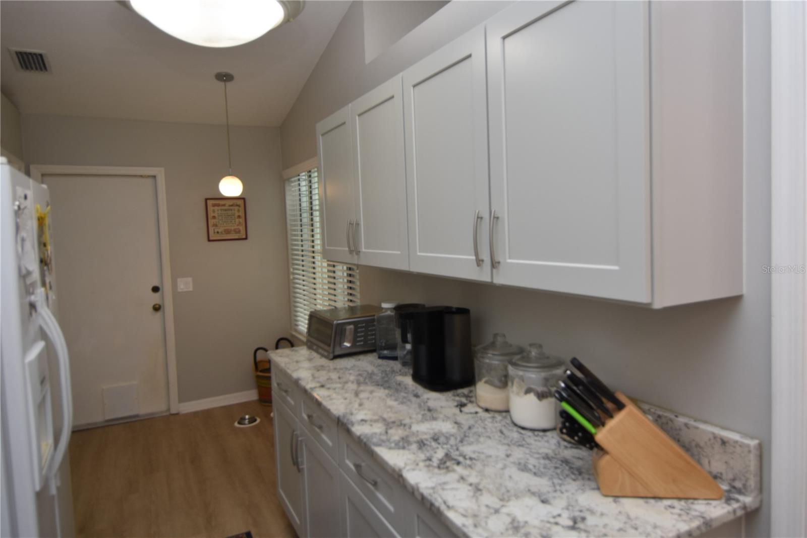 VINTAGE VIEW PH III - Residential Lease