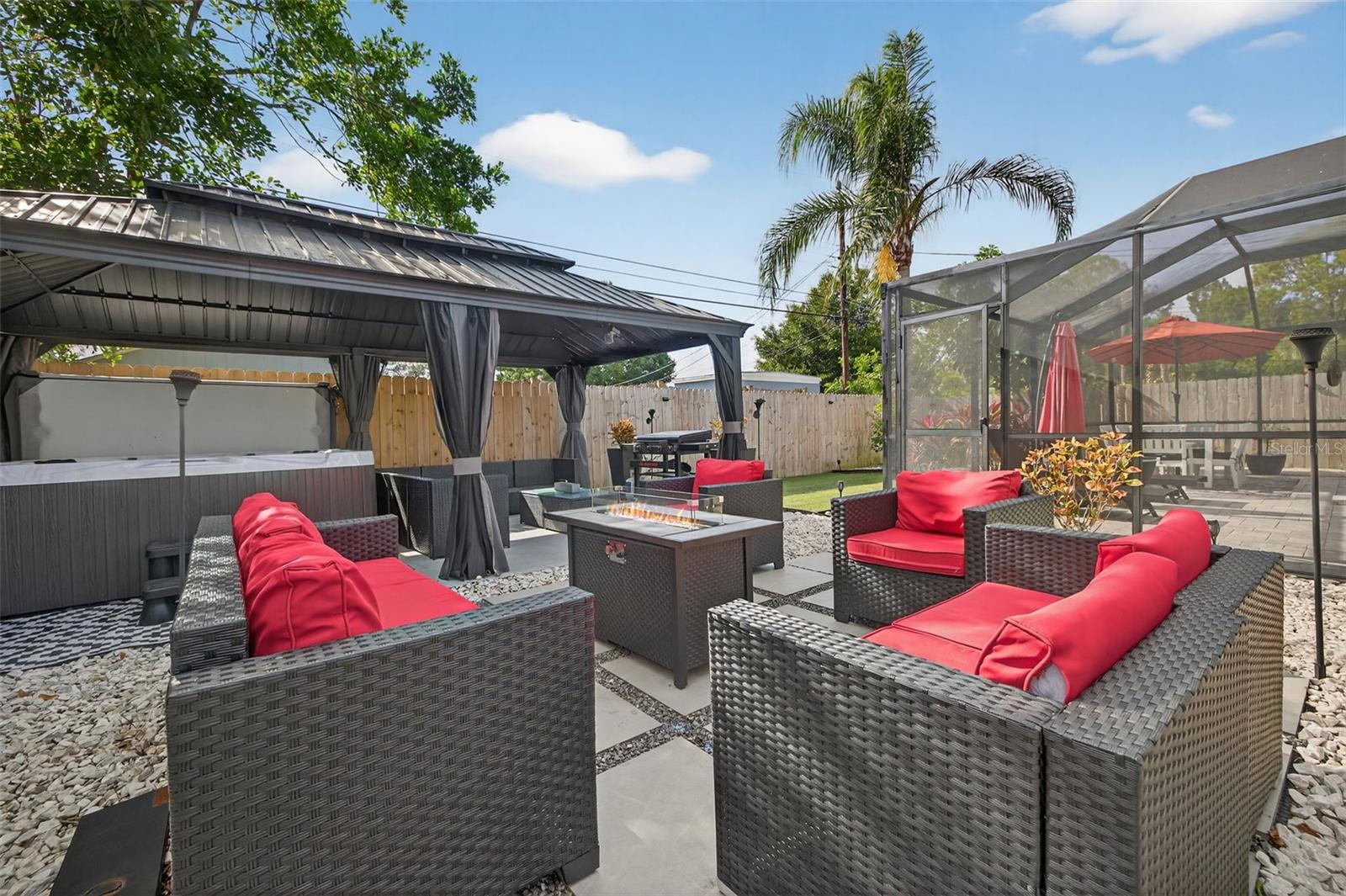 MEADOW LAWN 7TH ADD - Residential