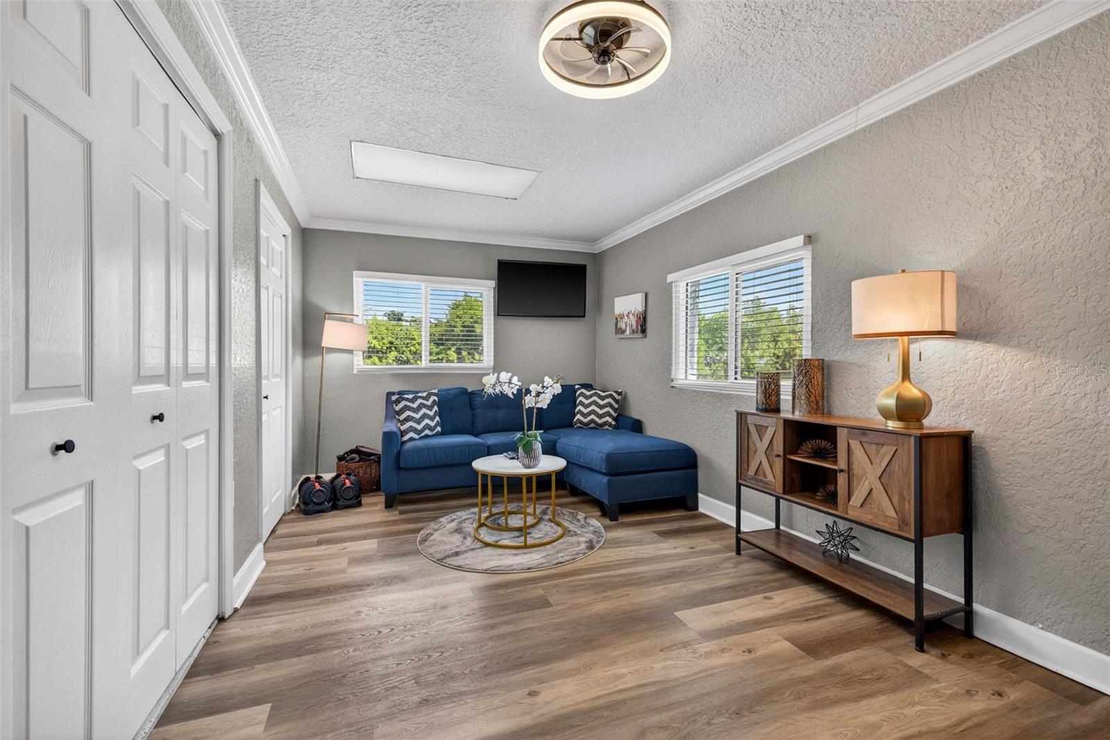 MEADOW LAWN 7TH ADD - Residential