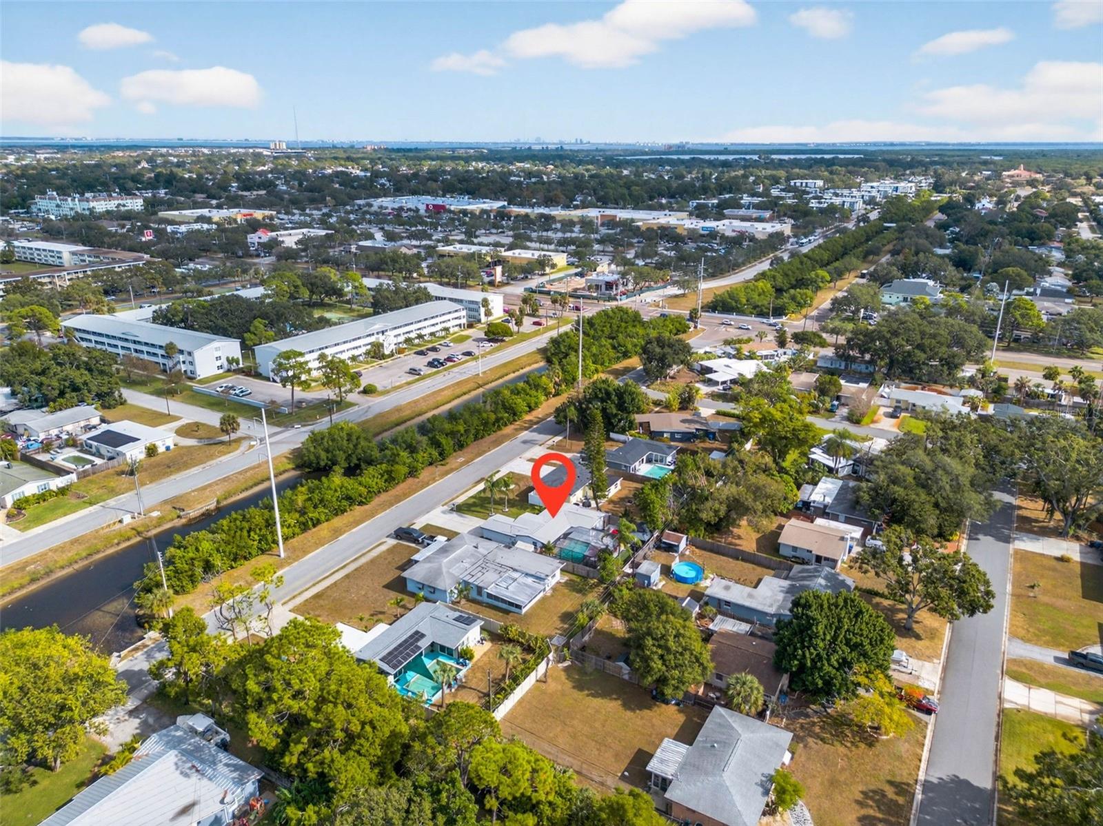 MEADOW LAWN 7TH ADD - Residential