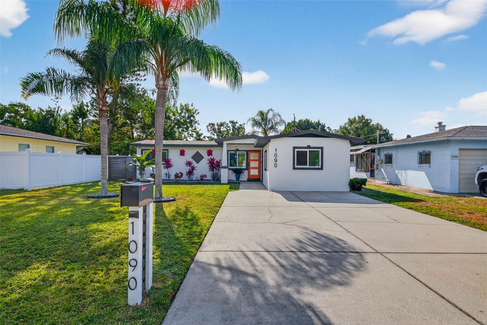 MEADOW LAWN 7TH ADD - Residential