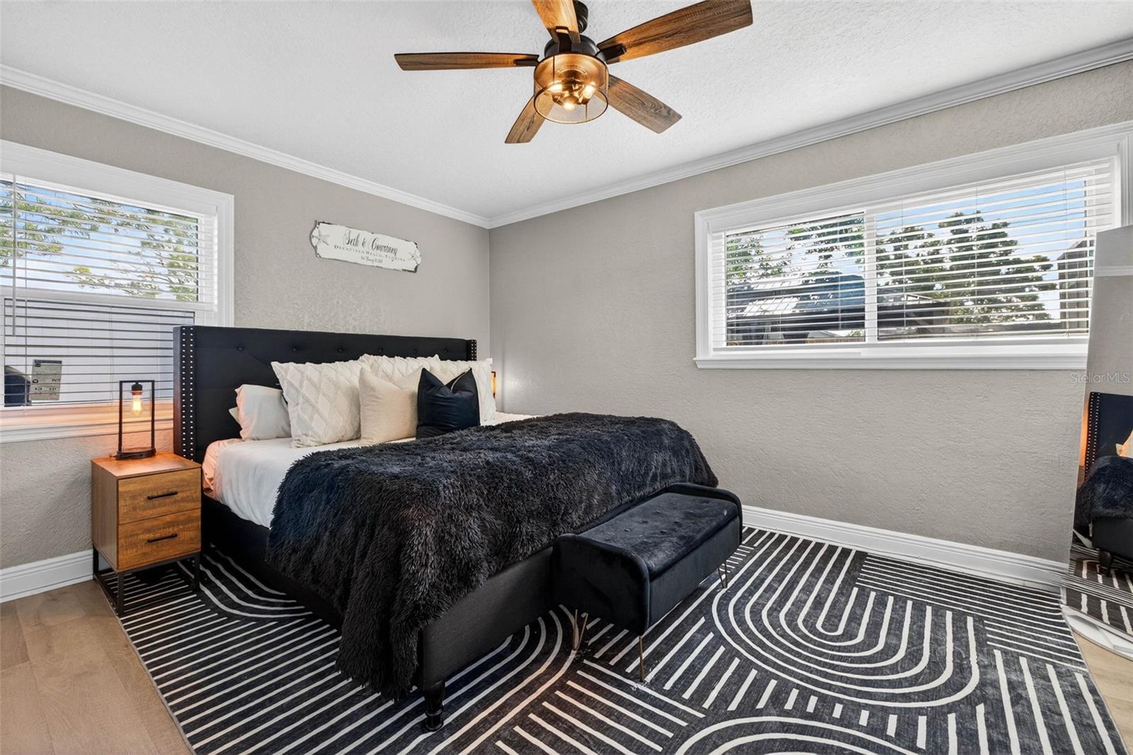 MEADOW LAWN 7TH ADD - Residential