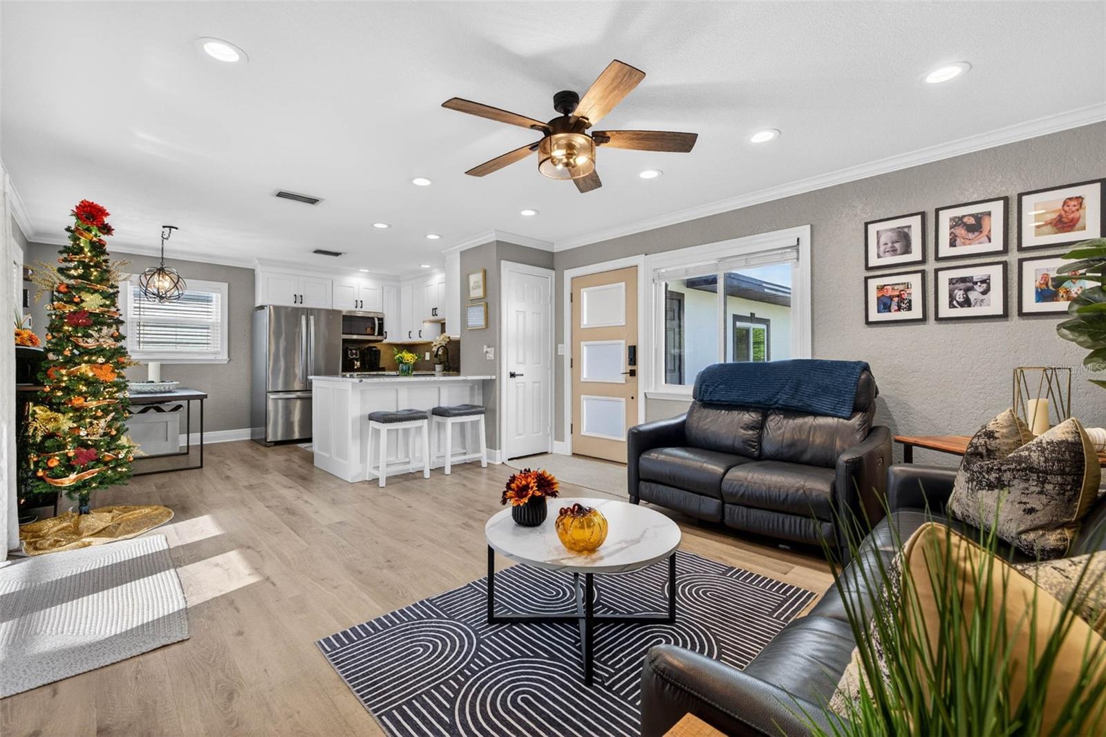 MEADOW LAWN 7TH ADD - Residential