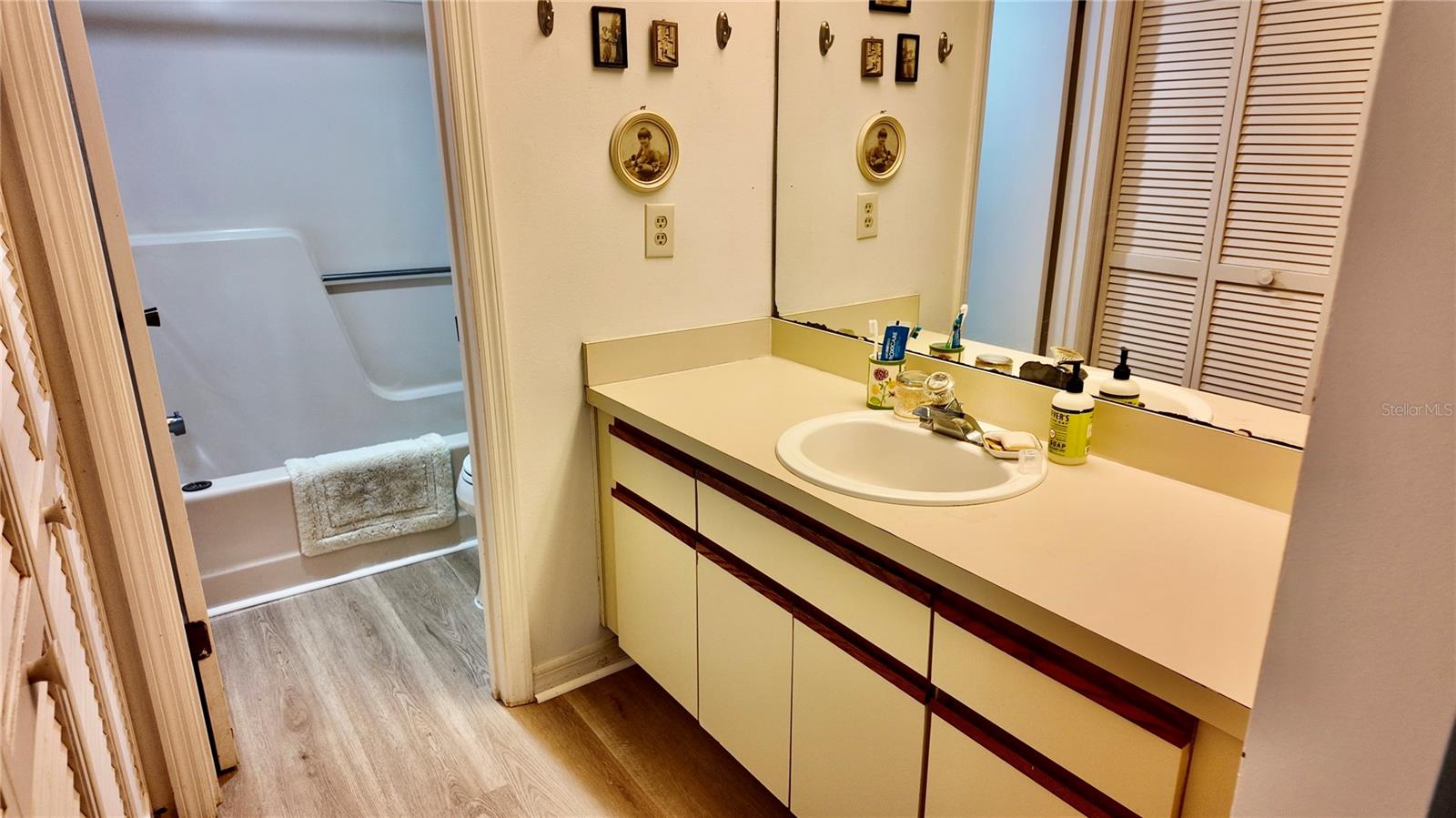 DEER RUN UNIT 14A - Residential