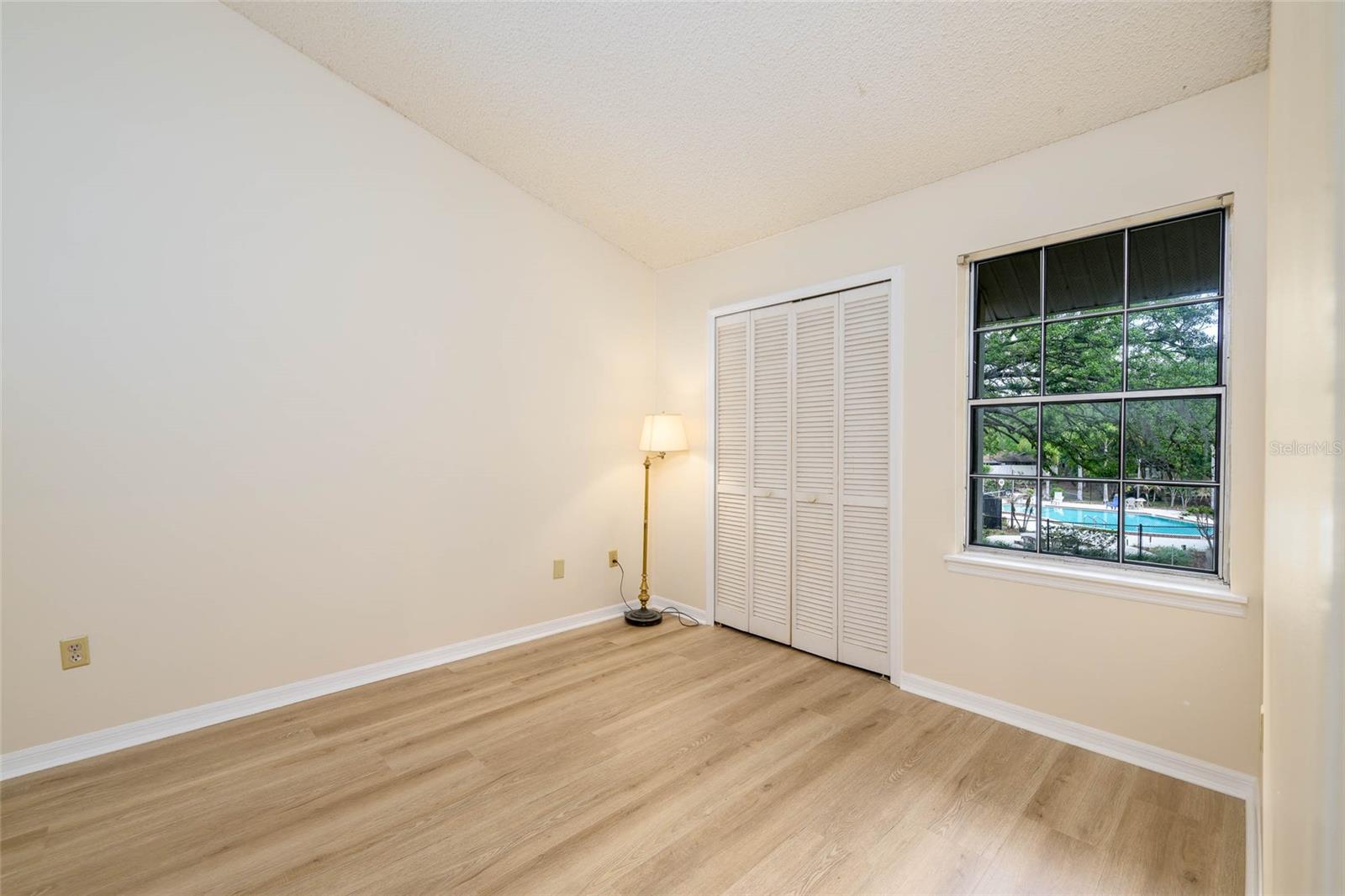 DEER RUN UNIT 14A - Residential