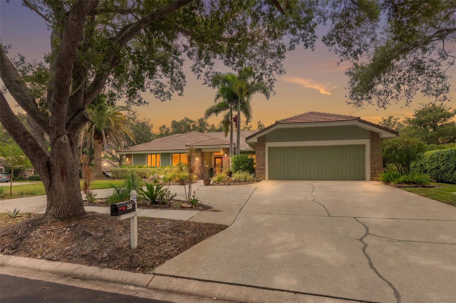 2332 WATERVIEW COURT