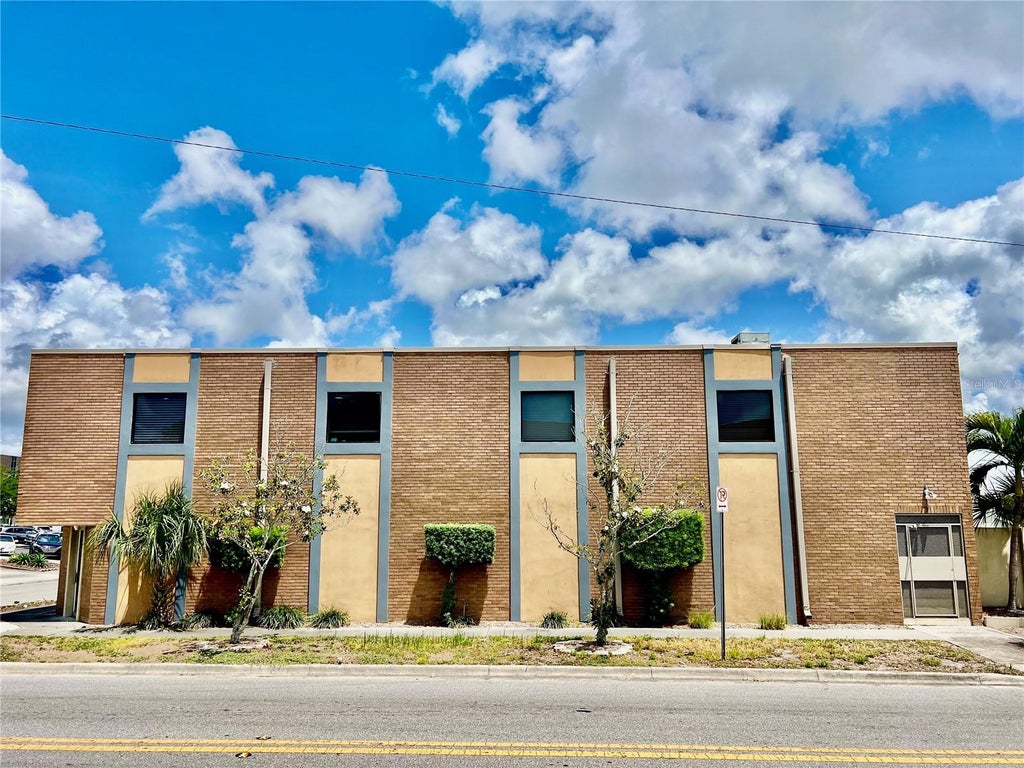 Photo of 1253 Park Street, Clearwater, FL 33756 (MLS # TB8544169)
