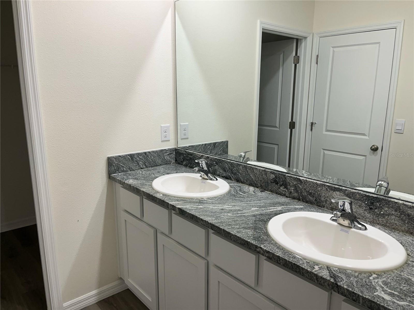 MEADOW RIDGE - Residential Lease