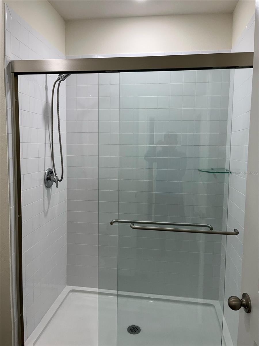 MEADOW RIDGE - Residential Lease