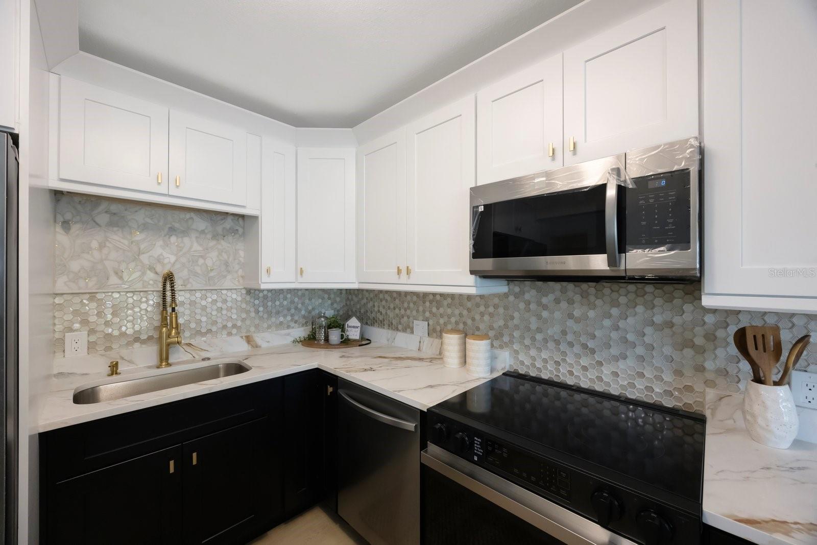 BELLE VISTA BEACH 1ST ADD - Residential