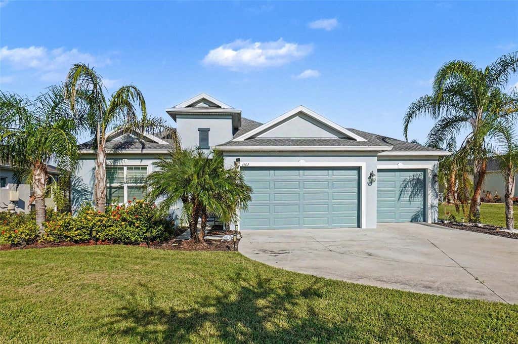 Photo of 4502 Renwick Drive, Parrish, FL 34219 (MLS # A4703013)