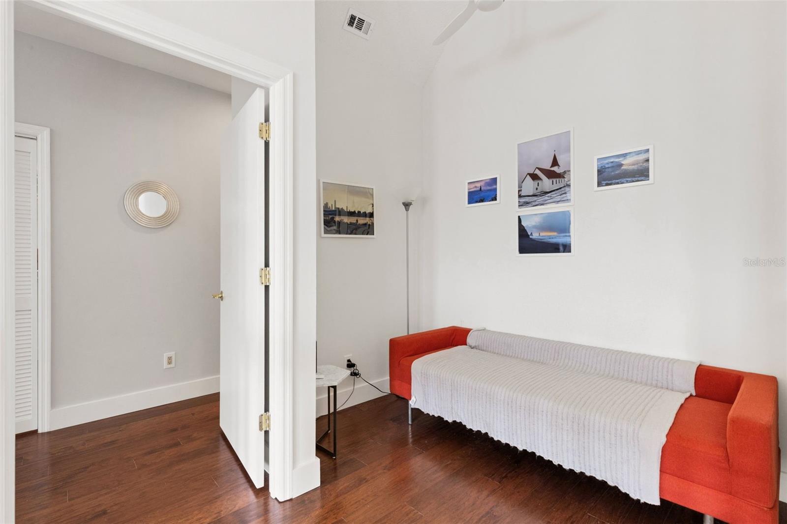 PRESTANCIA/VILLA D'ESTE - Residential