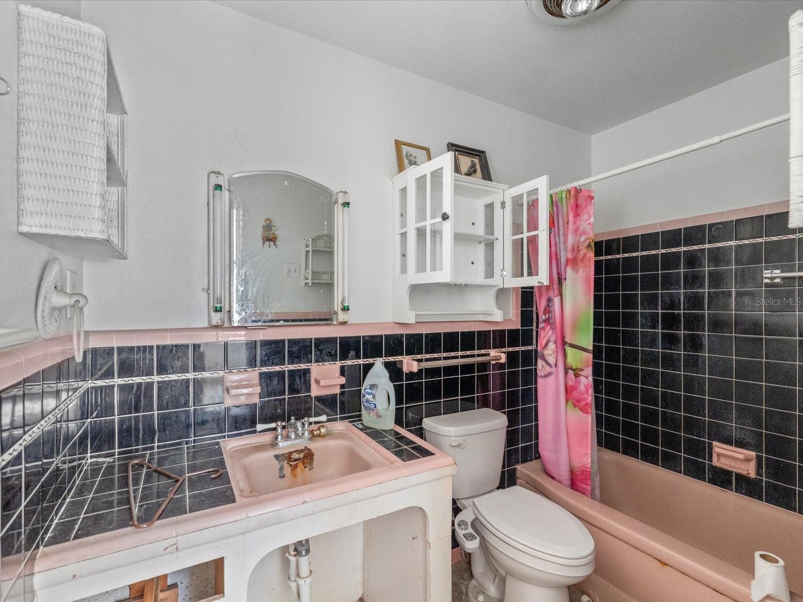 BAYSIDE 4TH ADD TO ST PETE BEACH - Residential Income