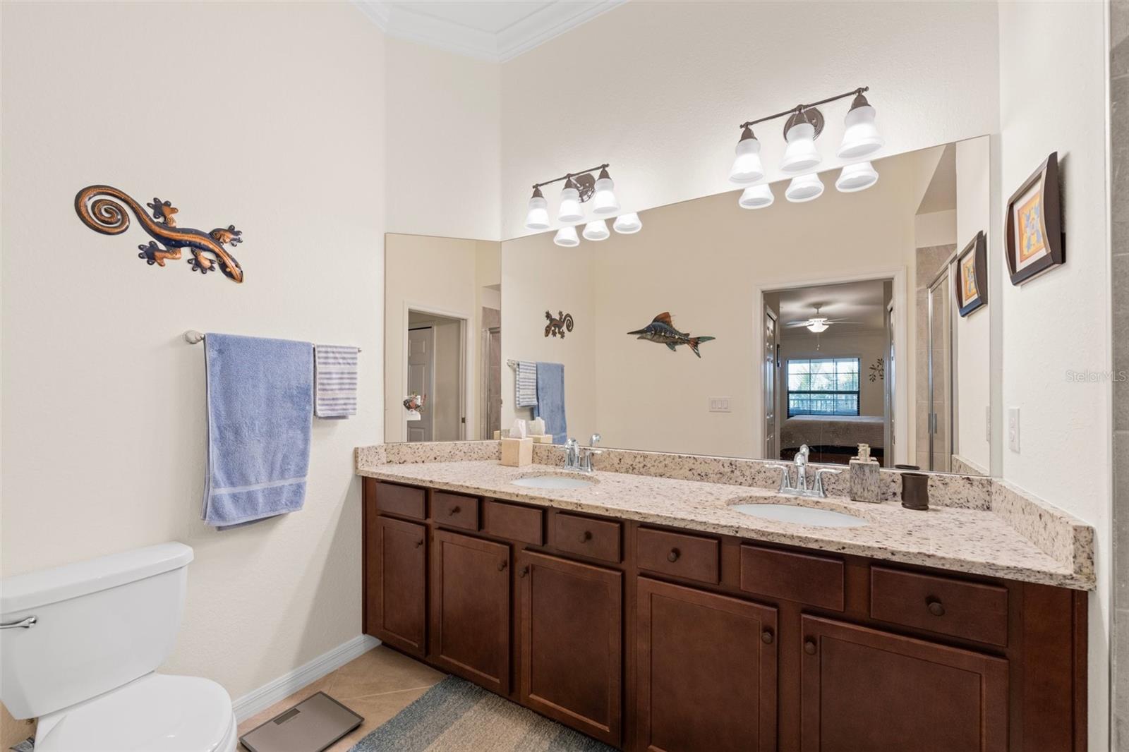LAKEWOOD NATIONAL - Residential