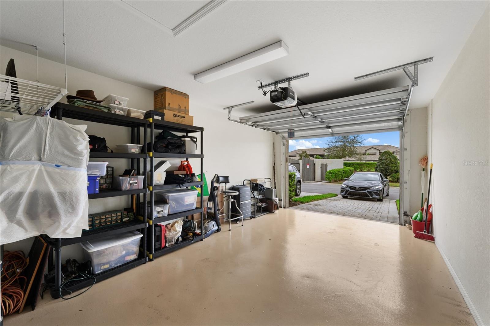 LAKEWOOD NATIONAL - Residential