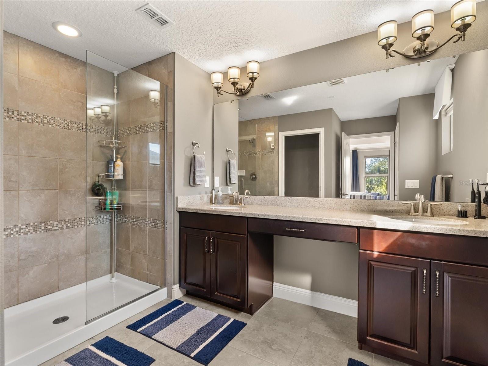 THORNBROOKE - Residential