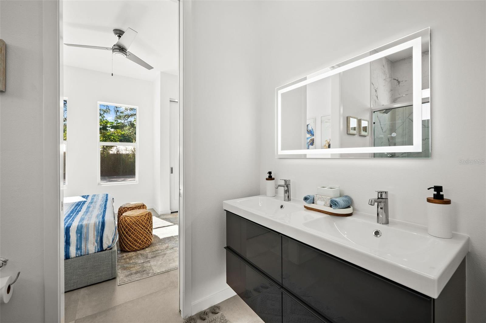 LOMA LINDA PARK - Residential Lease