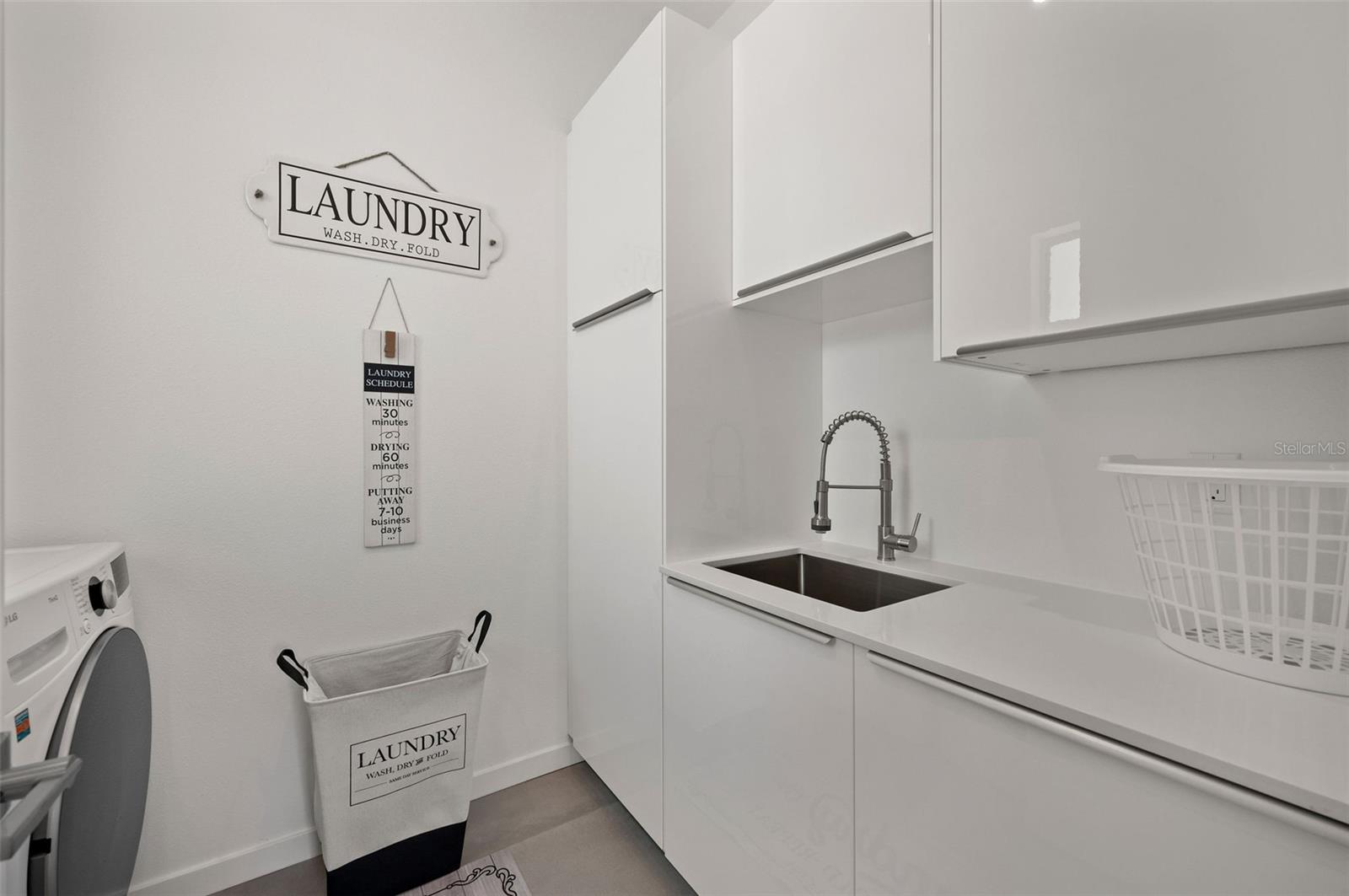 LOMA LINDA PARK - Residential Lease