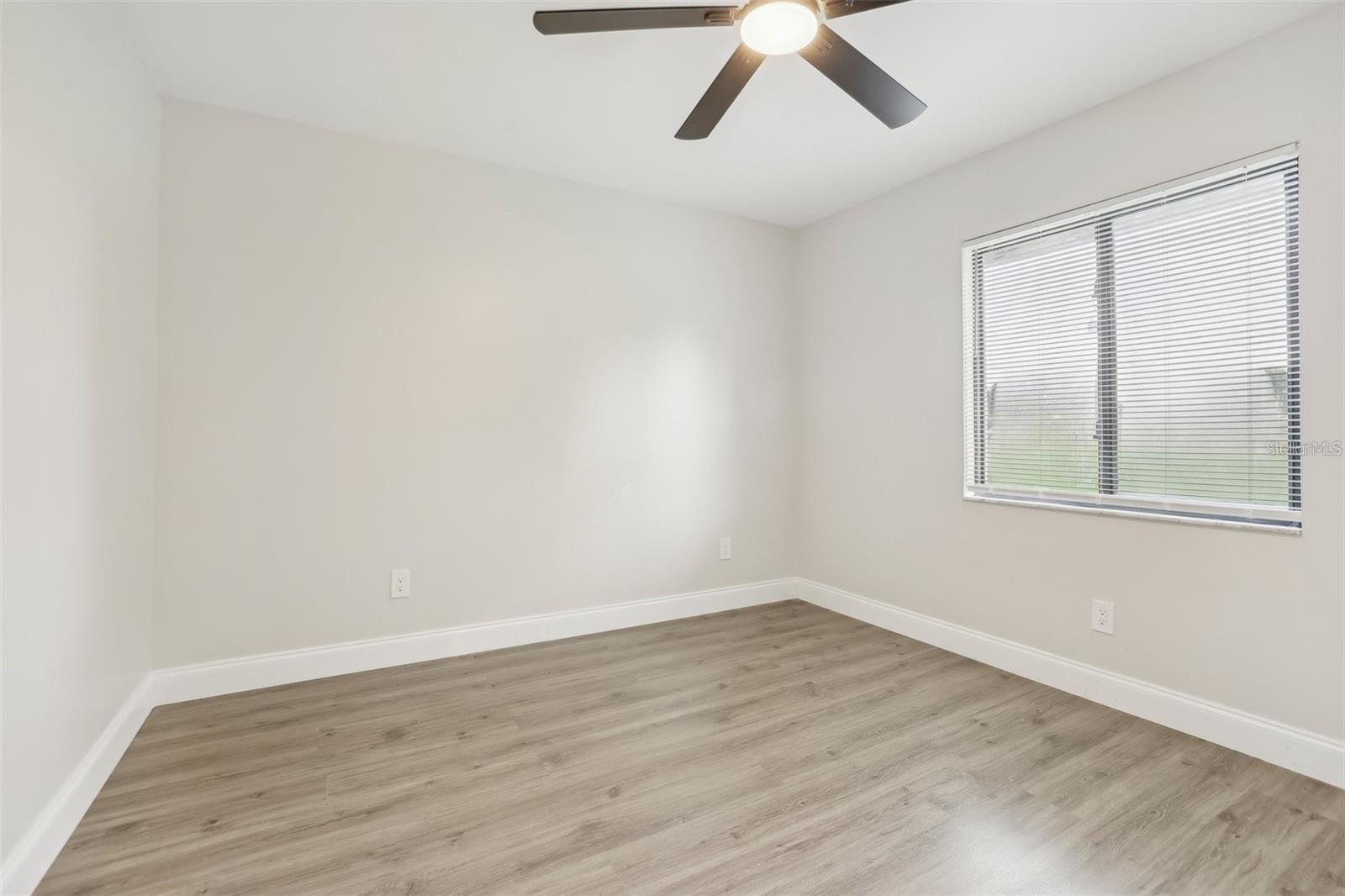 HOWELL ESTATES 1ST ADD - Residential