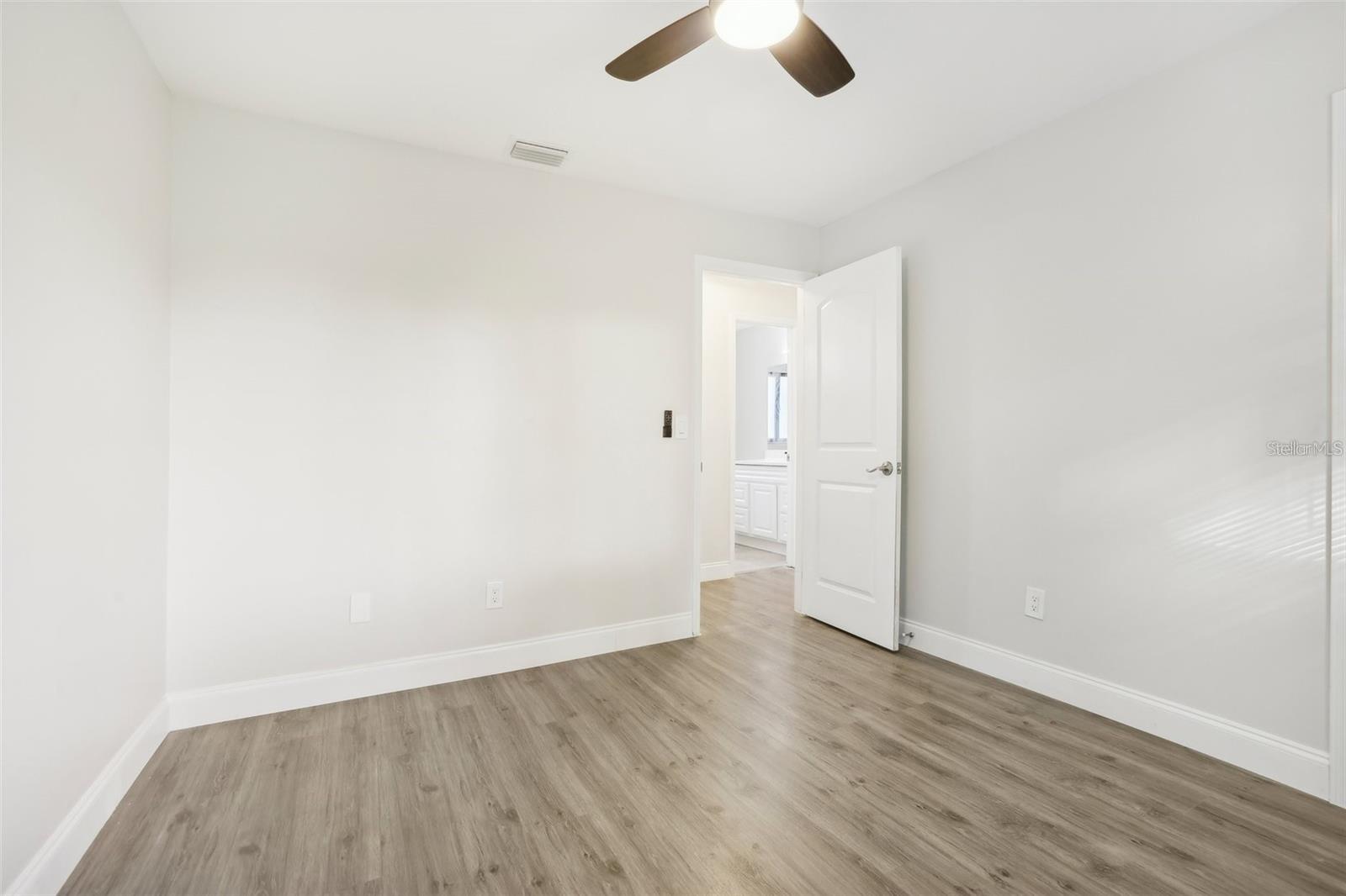 HOWELL ESTATES 1ST ADD - Residential