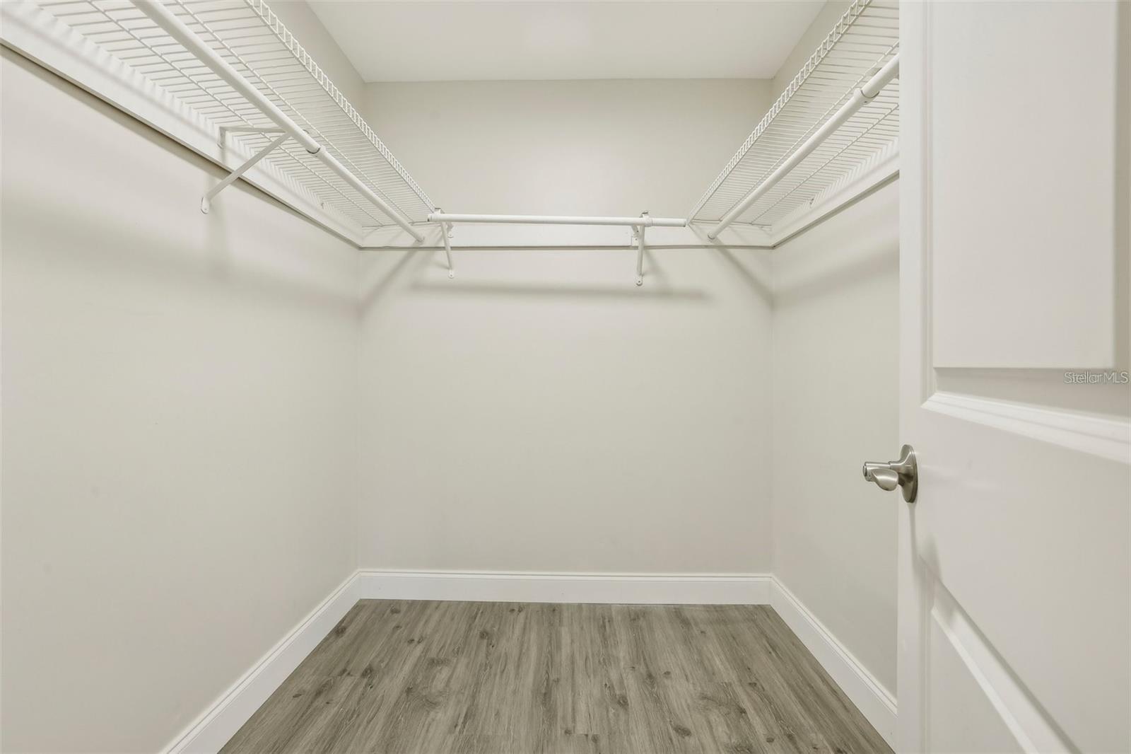 HOWELL ESTATES 1ST ADD - Residential