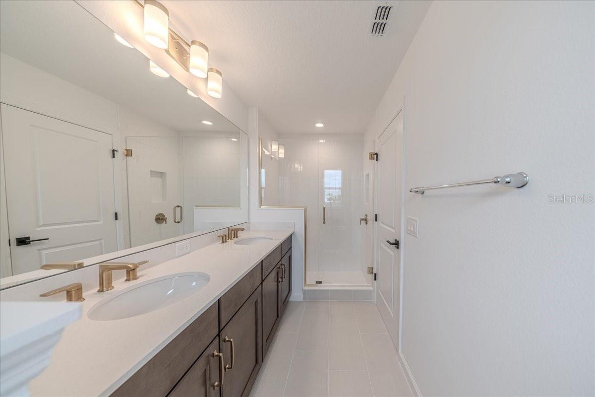 BRONSON PEAK PH 2A - Residential Lease