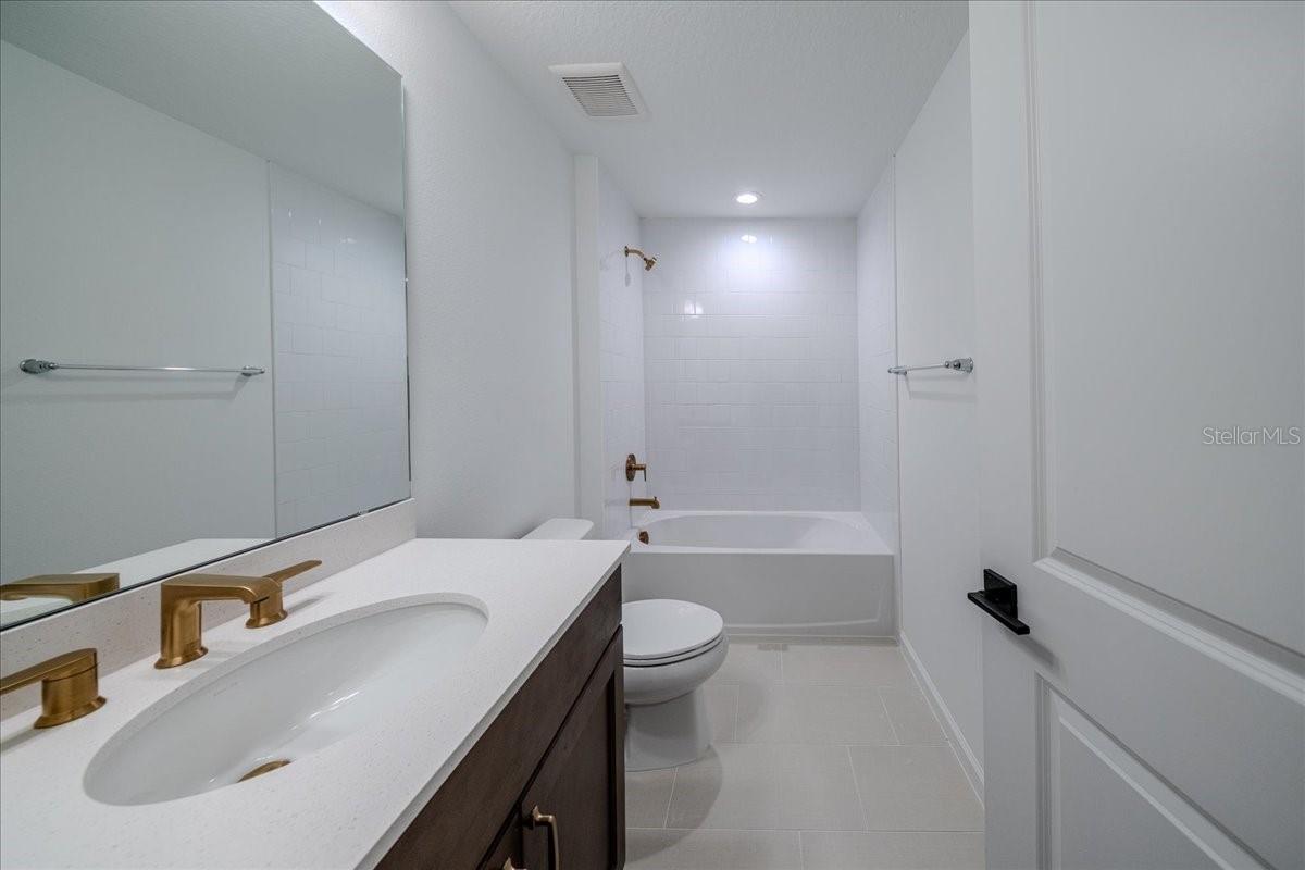 BRONSON PEAK PH 2A - Residential Lease