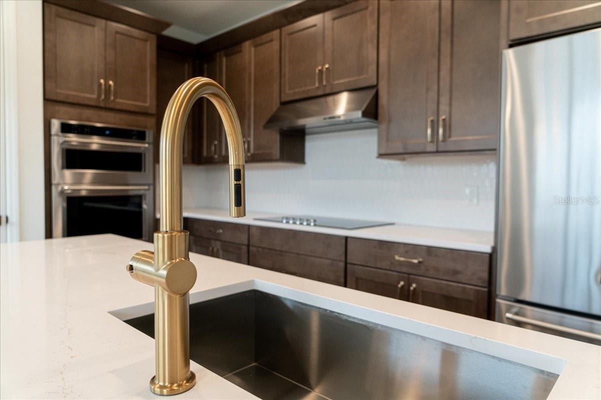 BRONSON PEAK PH 2A - Residential Lease