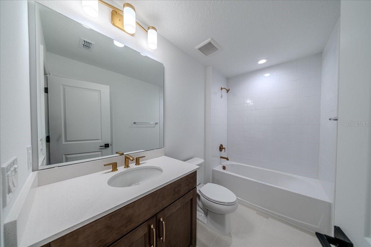 BRONSON PEAK PH 2A - Residential Lease