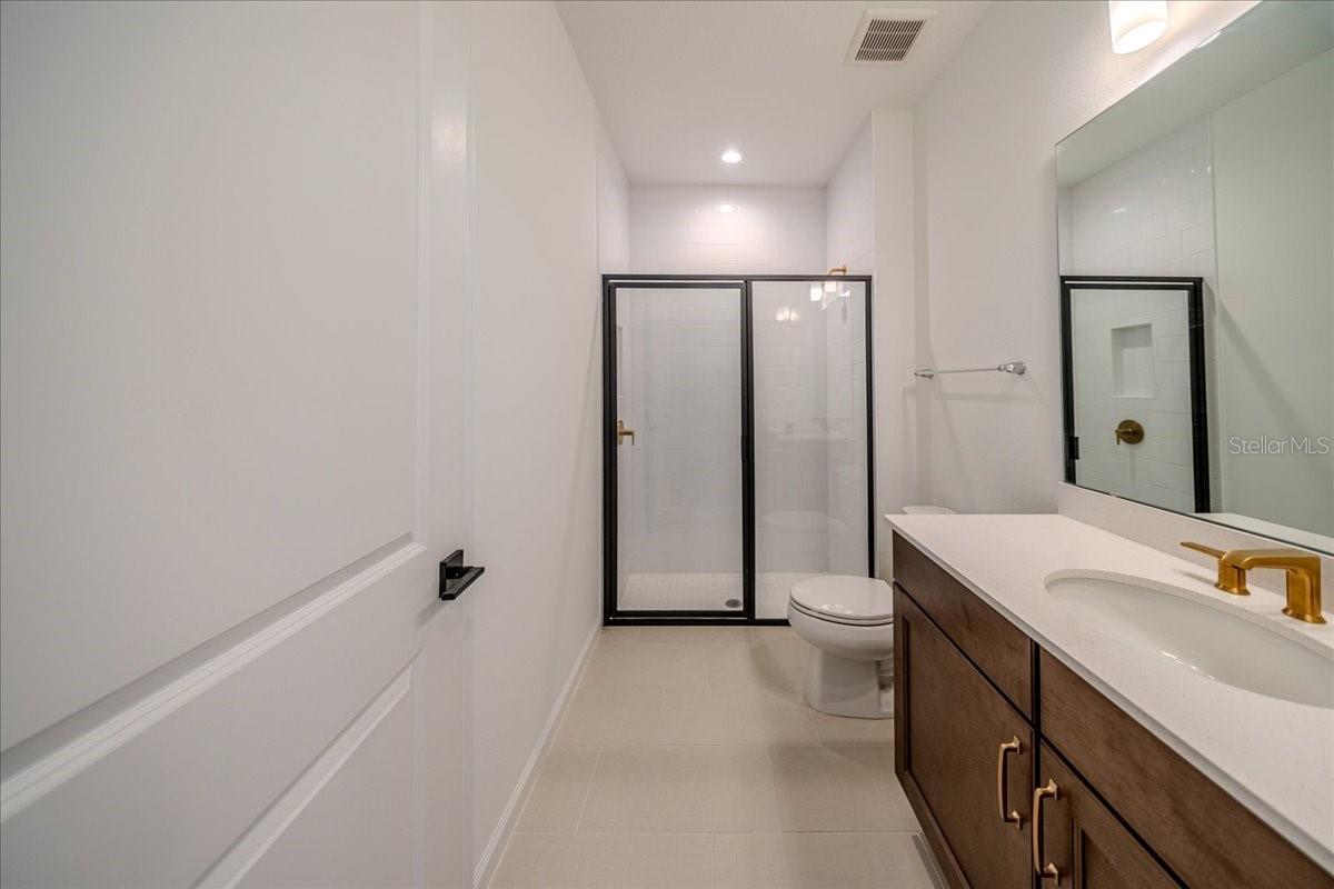 BRONSON PEAK PH 2A - Residential Lease