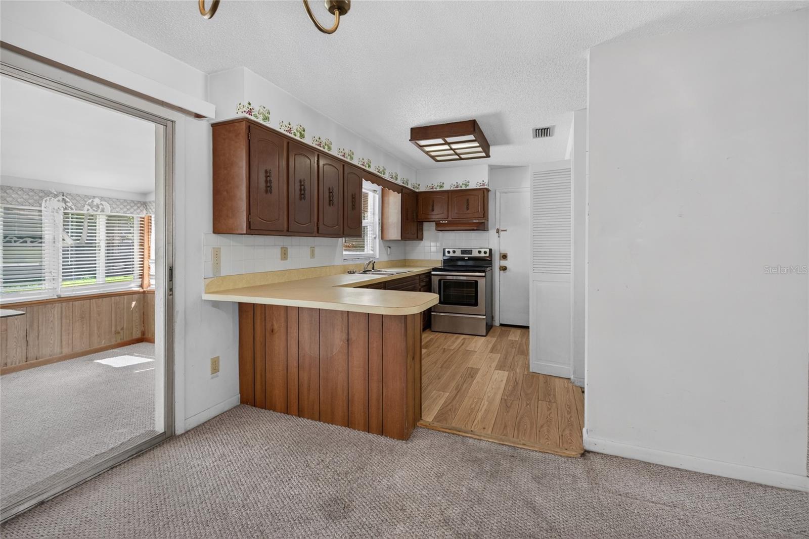 13780 SW 40TH CIRCLE