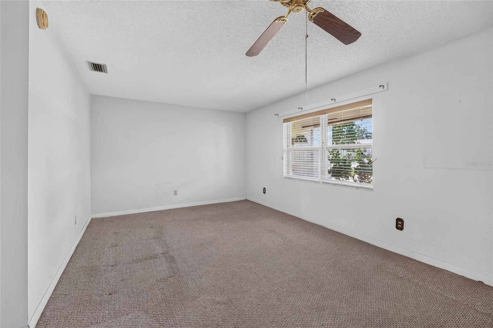 13780 SW 40TH CIRCLE