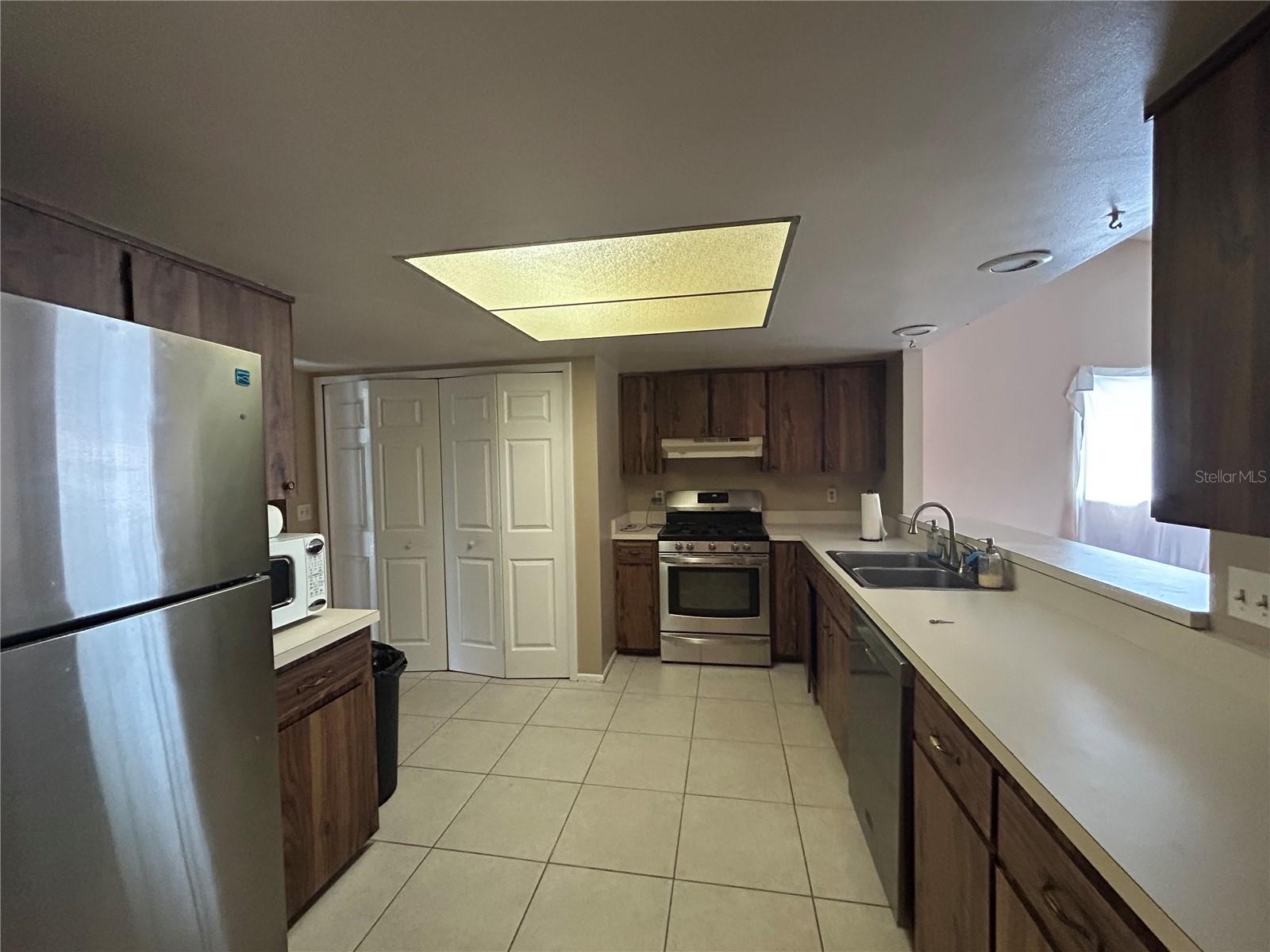 281 SANDPIPER DRIVE