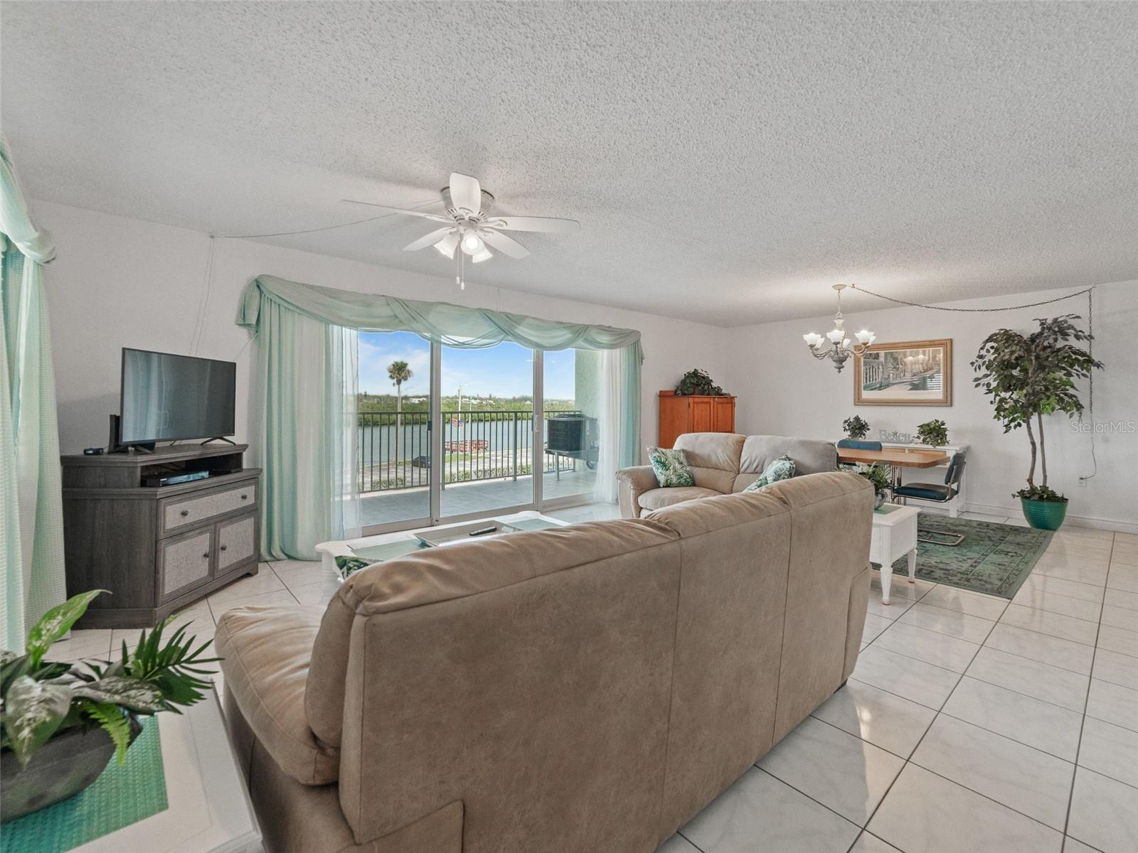 18610 GULF BOULEVARD 208