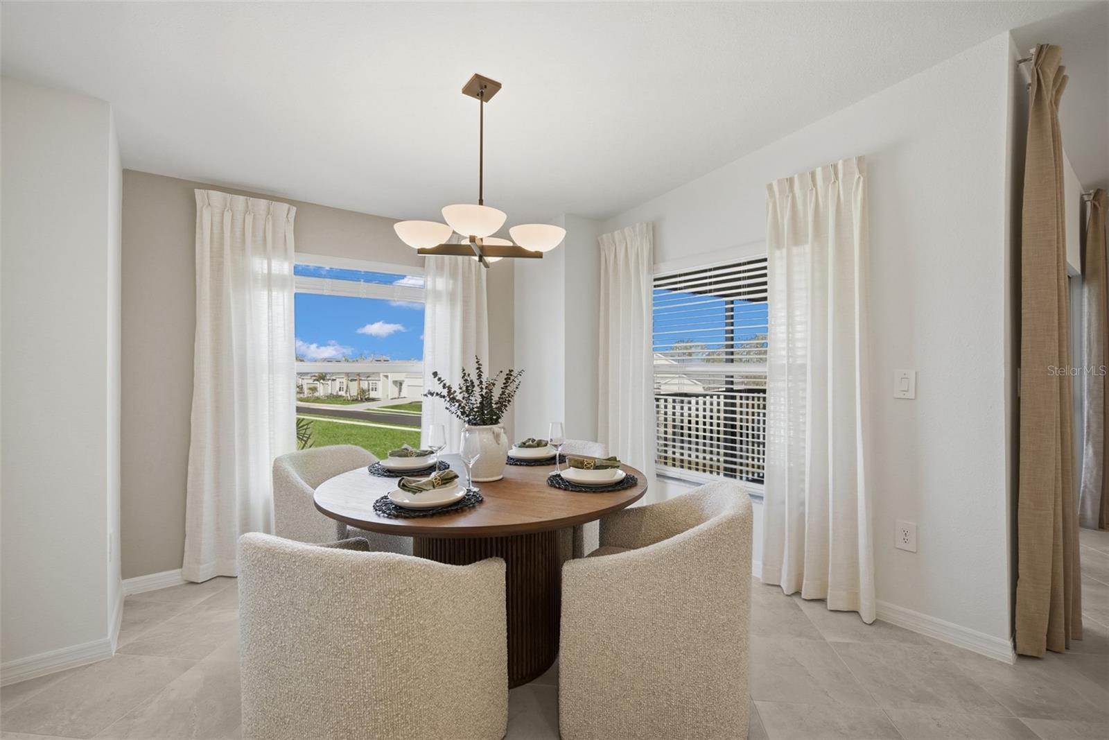 CALUSA COUNTRY CLUB - Residential